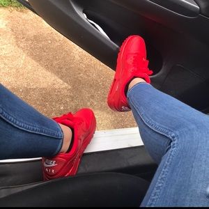 Red Air Max